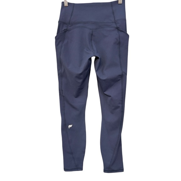 ๐ Fabletics PureLuxe Navy 7/8 Leggings w/ Pockets | Fits Size Small - Picture 2 of 4